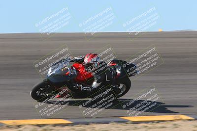 media/Nov-06-2023-Moto Forza (Mon) [[ce023d0744]]/2-Advanced Group/Session 2 (Bowl Speed Pans)/